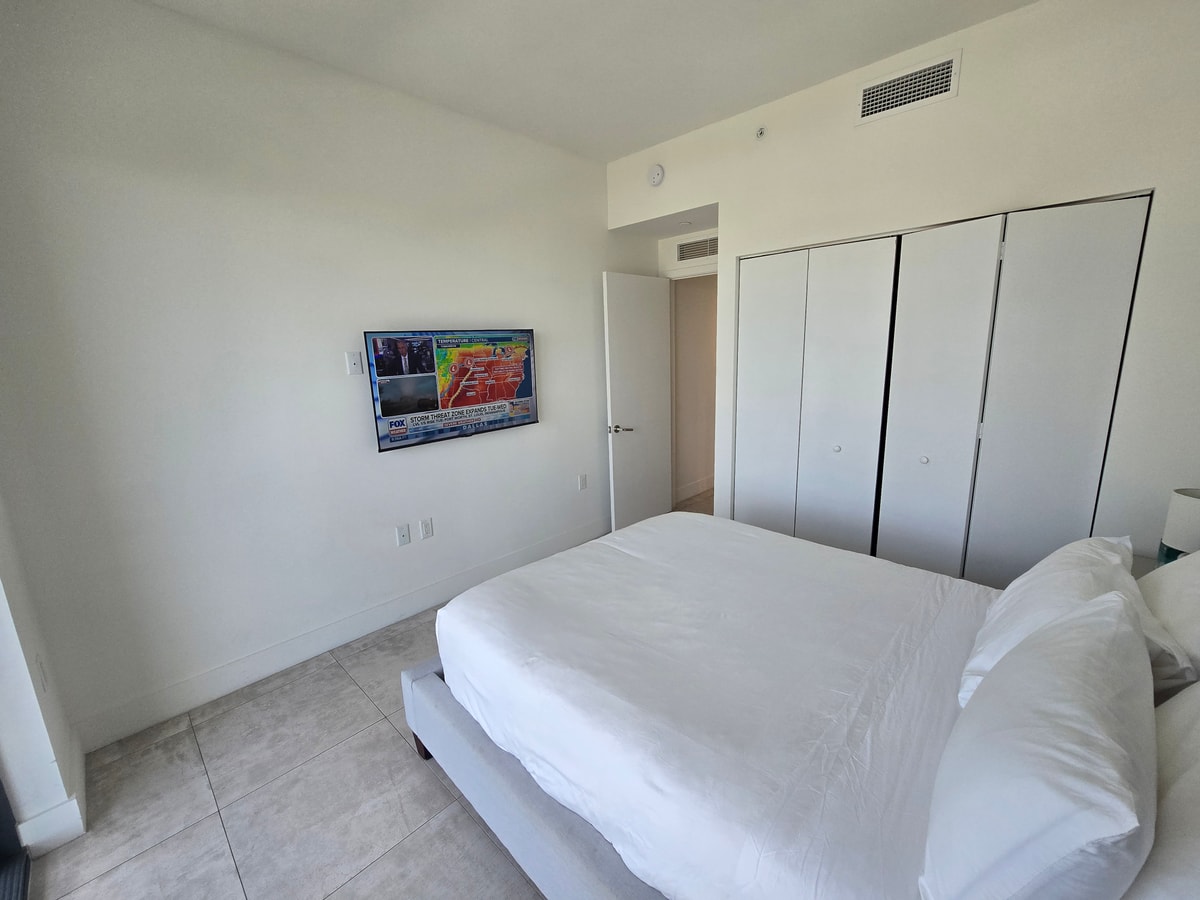 Brickell Modern Condo Free Parking 35 Cielo Stays