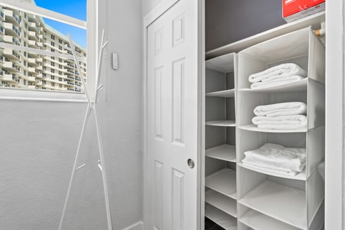Oceanfront Luxury | 2BR Condo| No Resort Fees 51 Cielo Stays