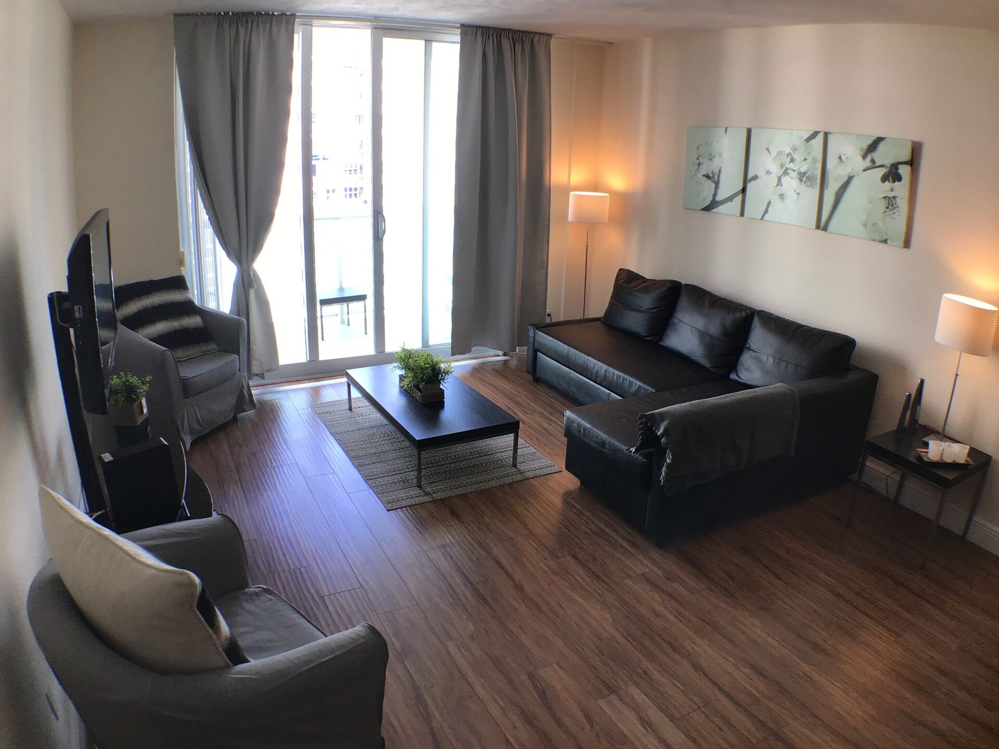 Beautiful Tides Condo Partial Ocean View-CS53 3 Cielo Stays