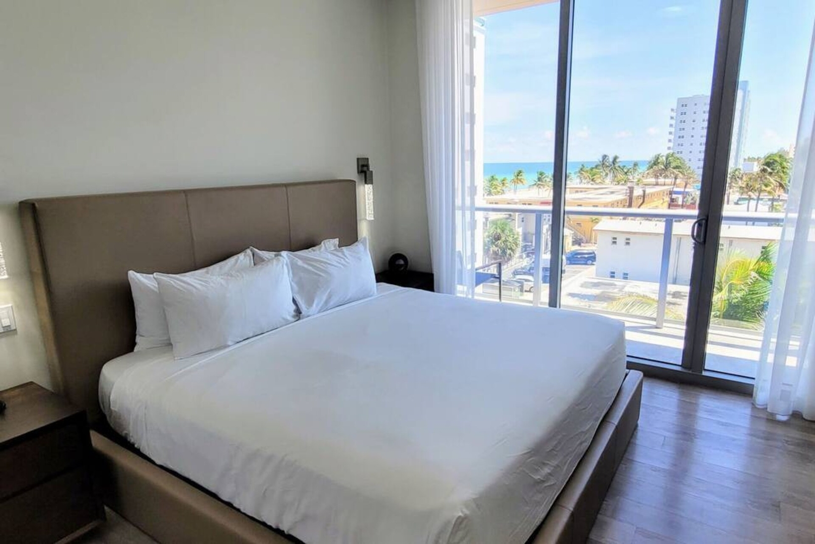 CH Luxus, zwei Schlafzimmer und teilweiser Meerblick-CS2 9 Cielo Stays