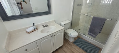 Condomínio 2BR de luxo à beira-mar| Sem taxas de resort 13 Cielo Stays