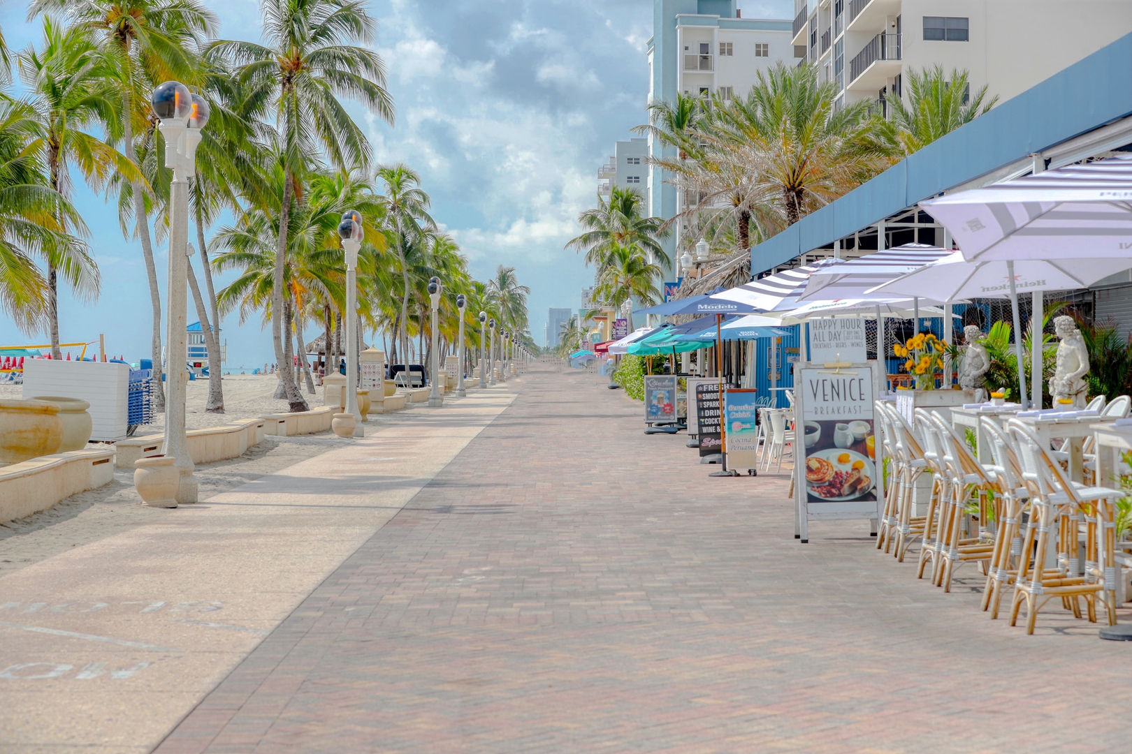 CH Lujo Amplio Condominio de Playa | Ocean Breeze-CS40 34 Cielo Stays