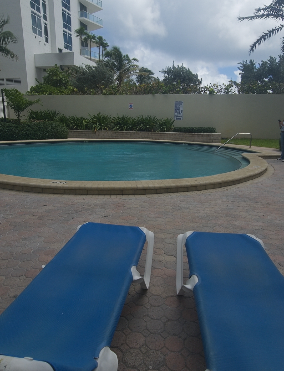 Condominio de Esquina con Vista al Mar | Piscina + Acceso al Gimnasio -CS66 24 Cielo Stays