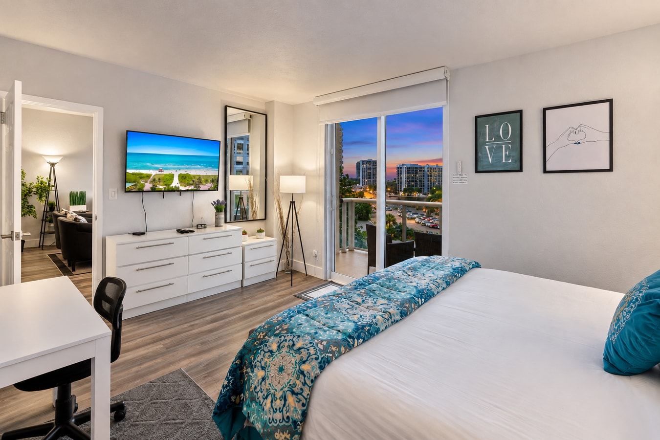 Oceanfront Luxury | 2BR Condo| No Resort Fees 15 Cielo Stays
