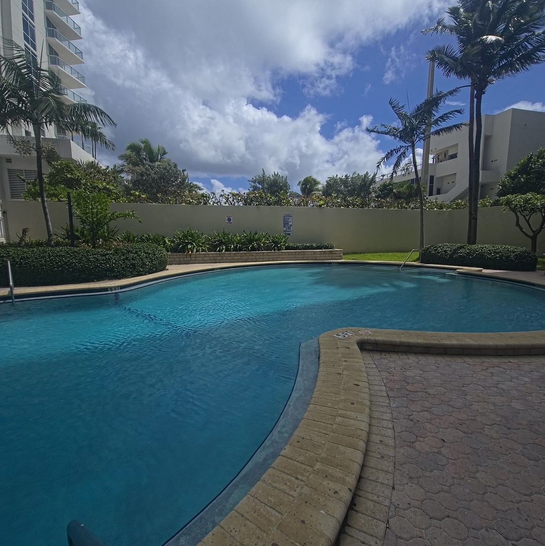 Condominio de Esquina con Vista al Mar | Piscina + Acceso al Gimnasio -CS66 22 Cielo Stays