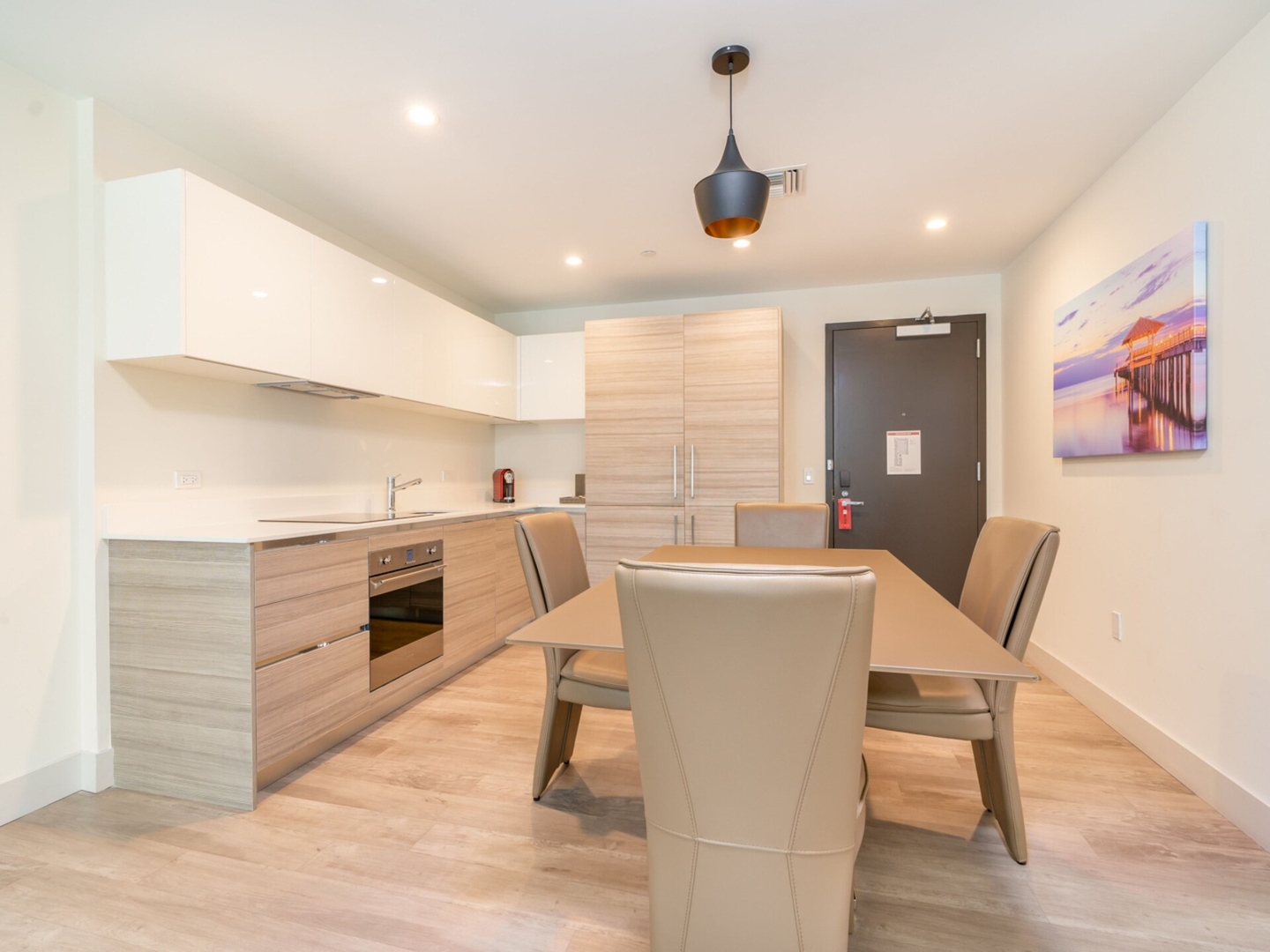 Modern Luxury Condo, Enjoy the Ocean Breeze-CS11 1 Cielo Stays