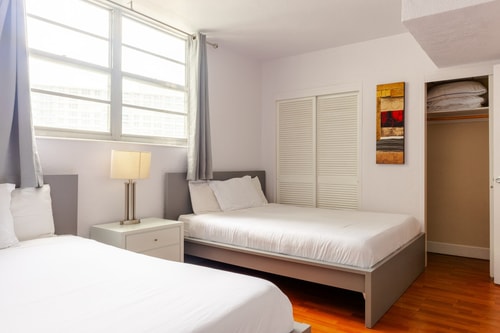 Komffy Apt w/2 Queen Beds & canal view at Tides 21 Komffy
