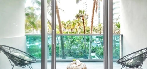 Beach home 1Bed/1.5Bath w/King bed at Sian 19 Komffy