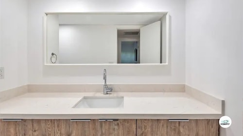 2BED/2BATH Komffy Condo at Sian - Hollywood by the Beach 16 Komffy