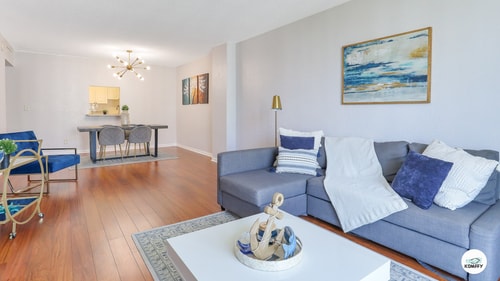 Komffy Apartment w/2 Queen Beds & panoramic view 16 Komffy