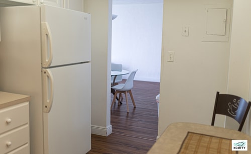 Komffy Apt w/2 Queen Beds & Canal View at Tides 26 Komffy