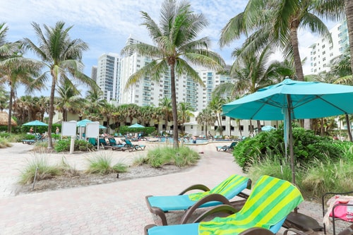 Komffy Apt w/2 Queen Beds & Canal View at Tides 14 Komffy