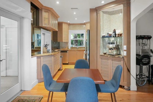 Breathtaking 2BR 2BA House FLL 8 Komffy