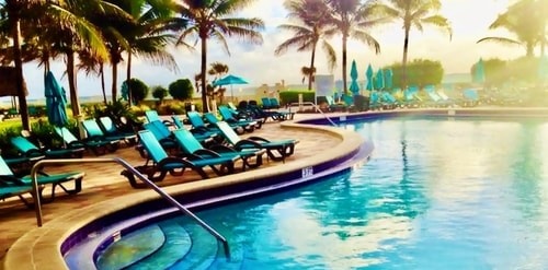 Apt w/2 Queen Beds & Ocean View at Tides 21 Komffy