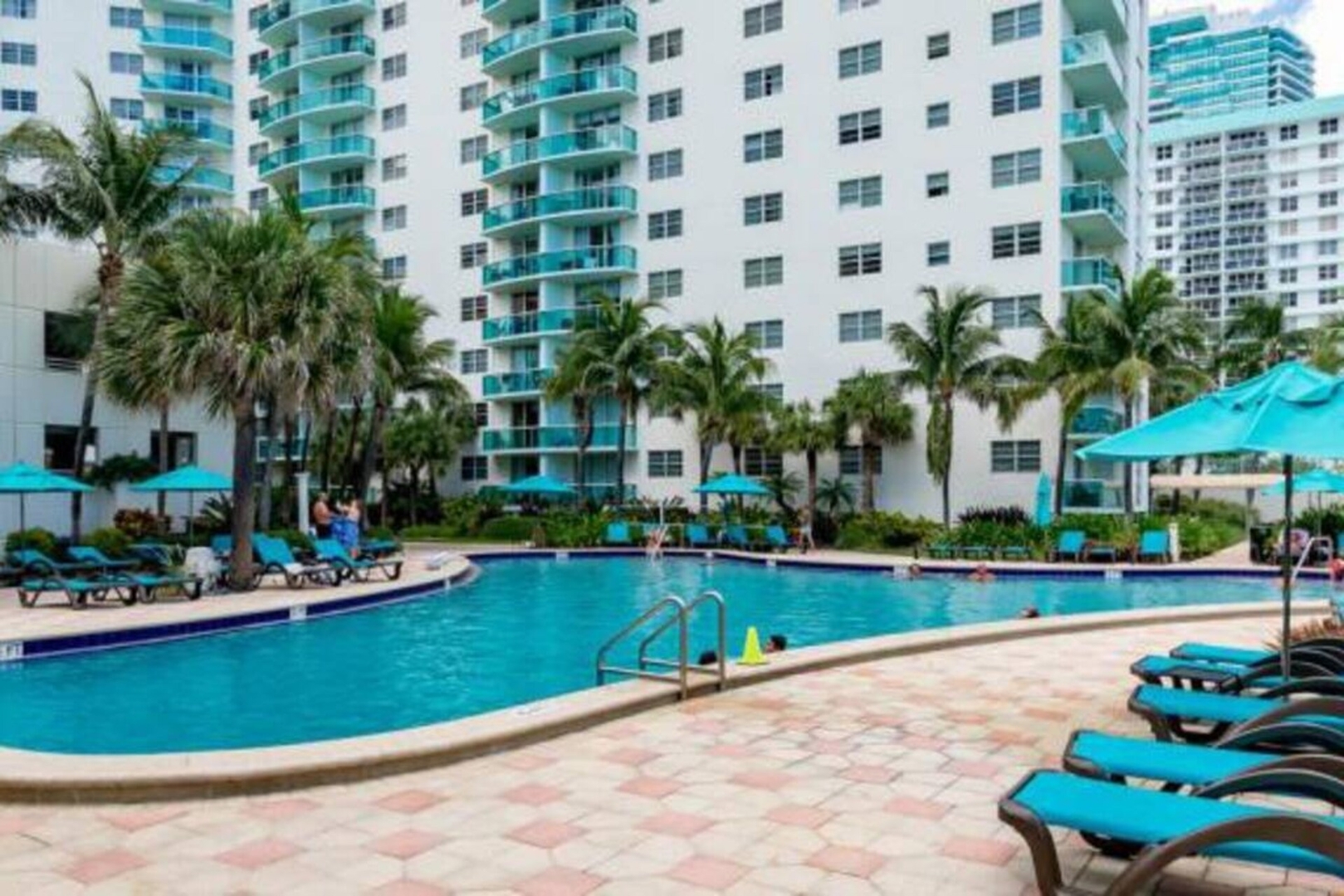 Apartment w/2 King Bed & OceanView at Tides 22 Komffy