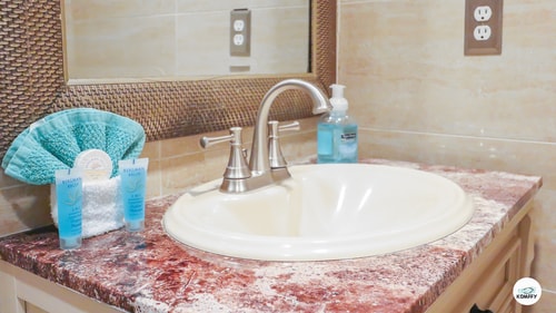 Komffy Apt w/2 Queen Beds & Ocean View at Tides 25 Komffy