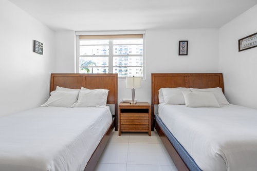 1BED Condo w/Pool View | 3rd Floor at Tides 17 Komffy