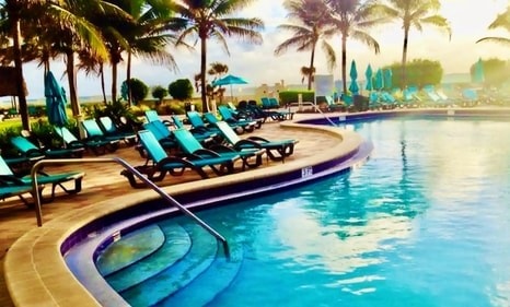 Komffy Apt w/2 Queen Beds & Canal View at Tides 32 Komffy