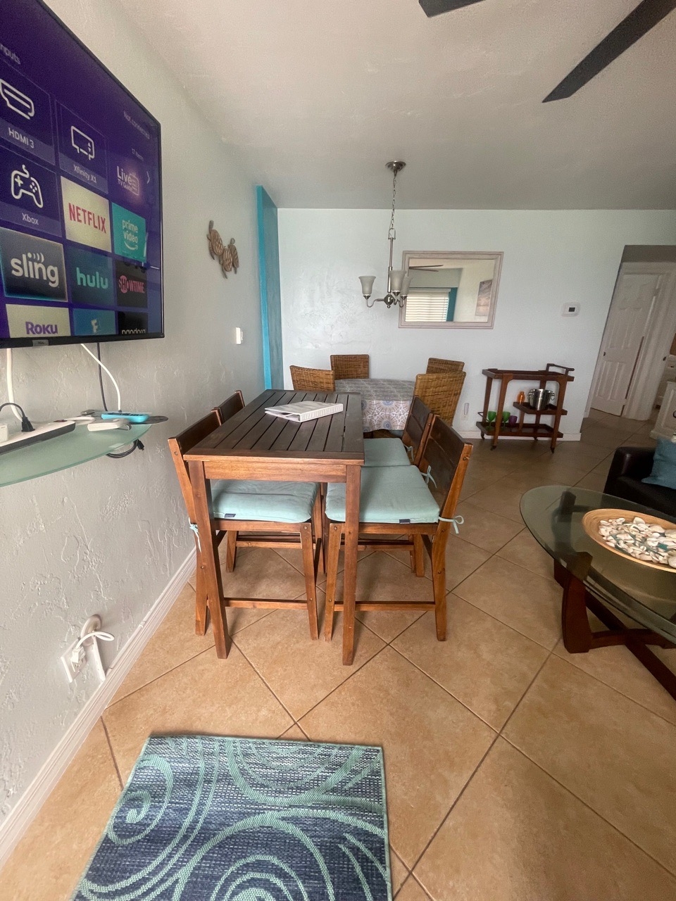 Modern Beachfront Suite at Hollywood Broadwalk 24 Komffy