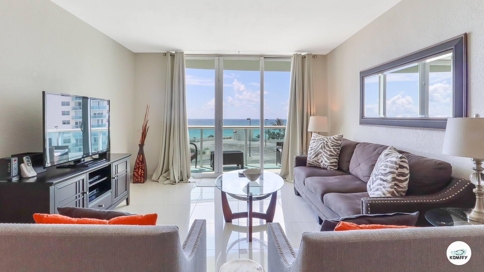 Komffy Apt w/2 Queen Beds & Ocean View at Tides Komffy