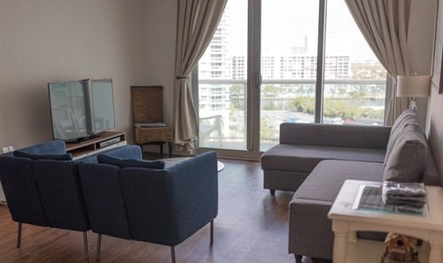 Komffy Apt w/2 Queen Beds & Canal View at Tides 1 Komffy