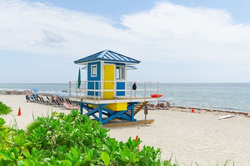 Komffy Home w/ 2 Queen Beds & Ocean View at Tides 33 Komffy