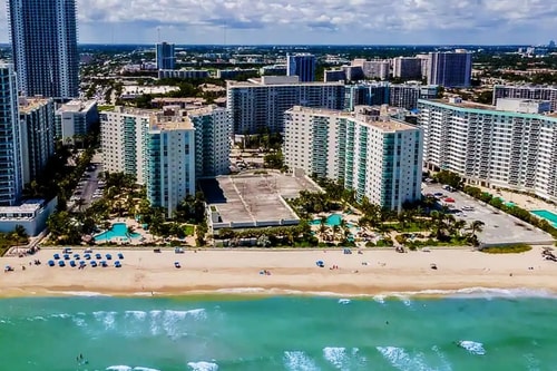 Komffy Home w/ 2 Queen Beds & Ocean View at Tides 49 Komffy