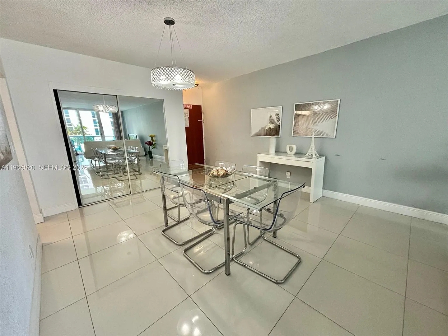 Home w/2 Queen beds & Ocean View (5th floor) | Tides 4 Komffy