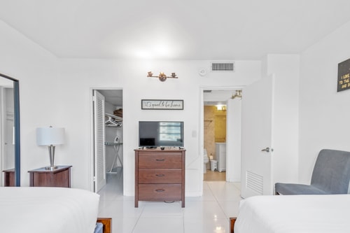 1BED Condo w/Pool View | 3rd Floor at Tides 19 Komffy