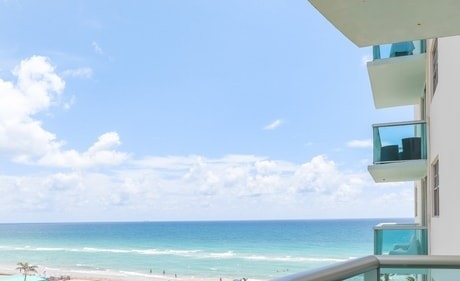 Apt w/2 Queen Beds & Ocean View at Tides 21 Komffy