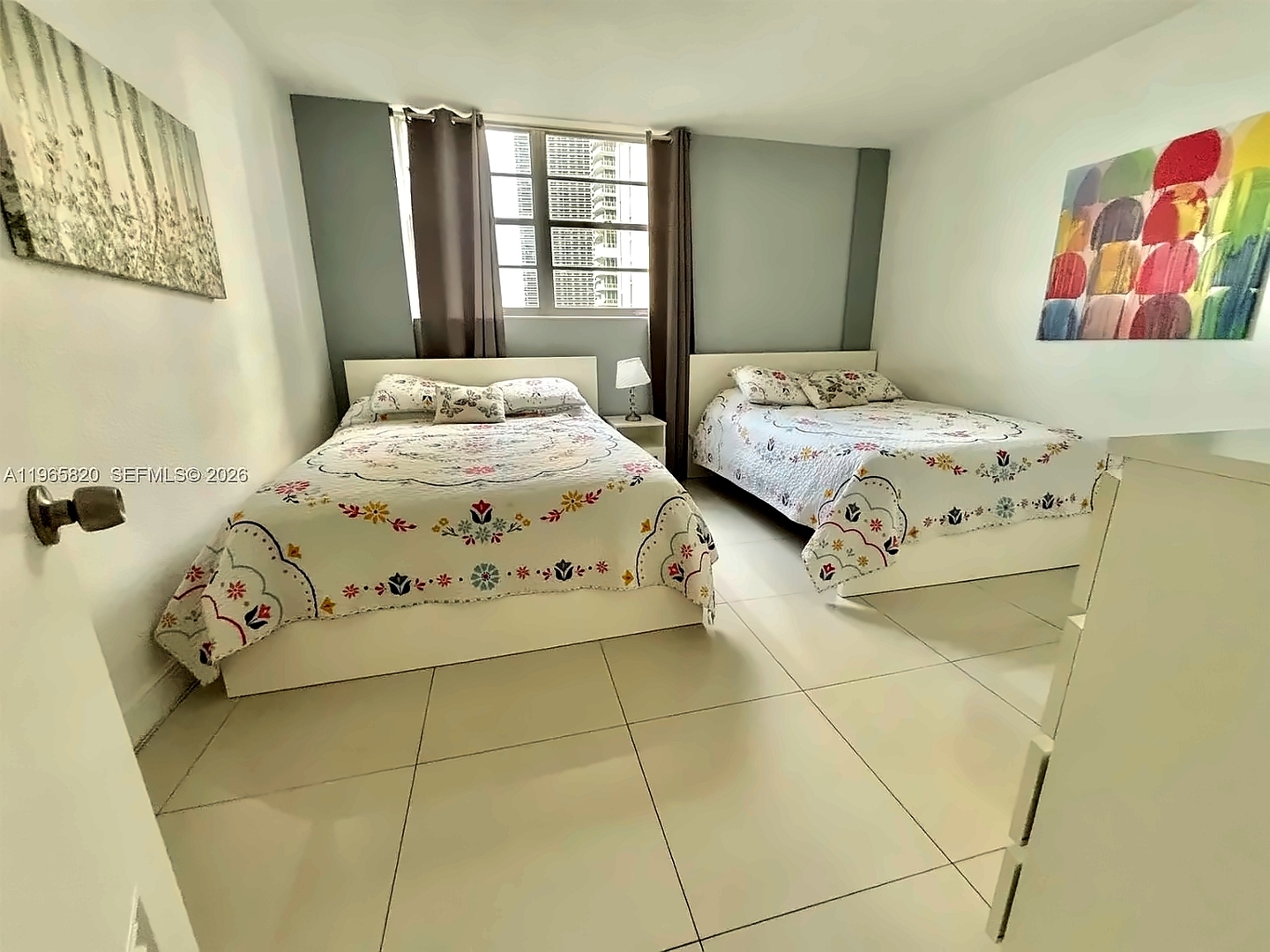Home w/2 Queen beds at Tides 9 Komffy