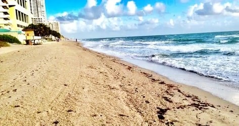 Apt w/2 Queen Beds & Ocean View at Tides 37 Komffy