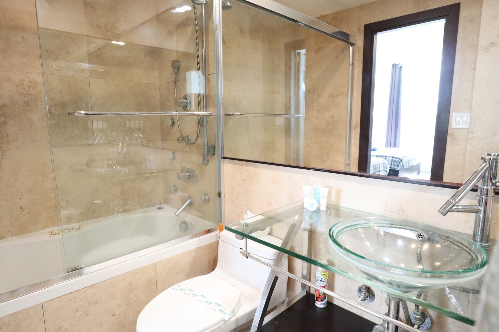 2Bed/2Bath, 4QueenBeds & OceanView at Tides 16 Komffy