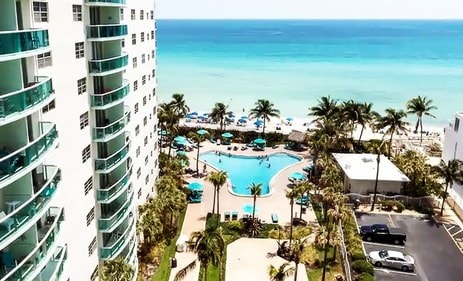 Apt w/2 Queen Beds & Canal View at Tides 18 Komffy