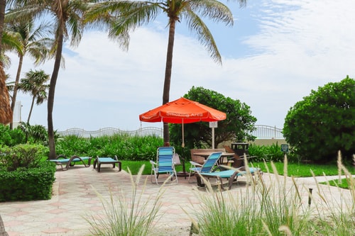 Komffy 2Bed/2Bath, 4QueenBeds & OceanView at Tides 45 Komffy Canada