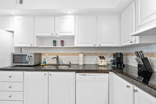 1BED Condo w/Pool View | 3rd Floor at Tides 9 Komffy