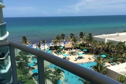 Apartment w/2 King Bed & OceanView at Tides Komffy