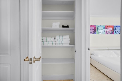 Apartment w/2 King Bed & OceanView at Tides 11 Komffy