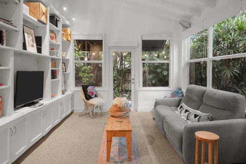 Breathtaking 2BR 2BA House FLL 12 Komffy