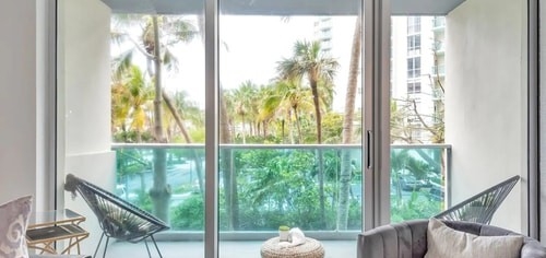 Beach home 1Bed/1.5Bath w/King bed at Sian 16 Komffy