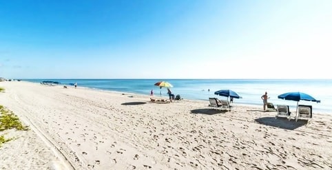 Apt w/2 Queen Beds & Ocean View at Tides 28 Komffy