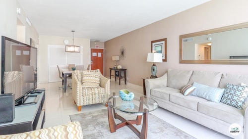 Komffy Apt w/2 Queen Beds & Ocean View at Tides 13 Komffy