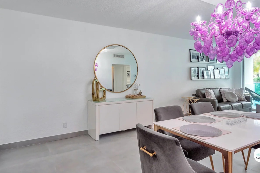 Beach home 1Bed/1.5Bath w/King bed at Sian 7 Komffy