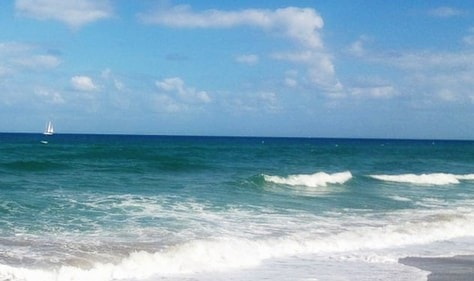 Apt w/2 Queen Beds & Ocean View at Tides 30 Komffy