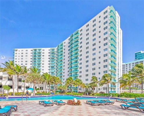 Home w/2 Queen beds & Ocean View (5th floor) | Tides 15 Komffy