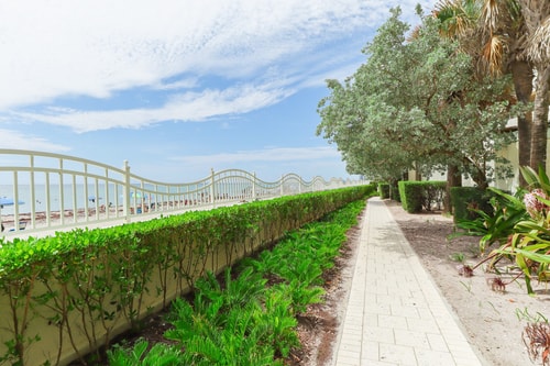 Komffy 2Bed/2Bath, 4QueenBeds & OceanView at Tides 35 Komffy Canada
