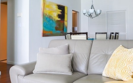 Penthouse w/Queen Bed & Ocean View at Tides 2 Komffy