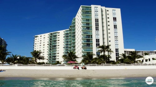 Komffy Penthouse w/ King Bed & Ocean View at Tides 3 Komffy