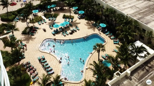 Komffy Condo w/2 Queen beds & Ocean View | Tides 19 Komffy