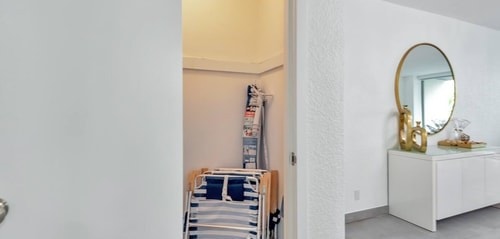 Beach home 1Bed/1.5Bath w/King bed at Sian 21 Komffy